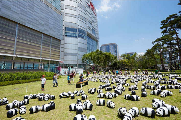 1600 Pandas+ World Tour Project KR